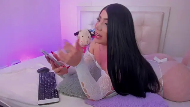 Lulu exotic1 online show from 14, 3, 2025