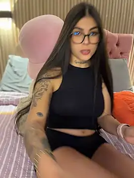 Sarasanders 4 online show from 24, 7, 2026
