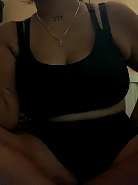 Snapshot of Madsion23 chatting on 19, 10, 2025 Madsion23 online show from 19, 10, 2025