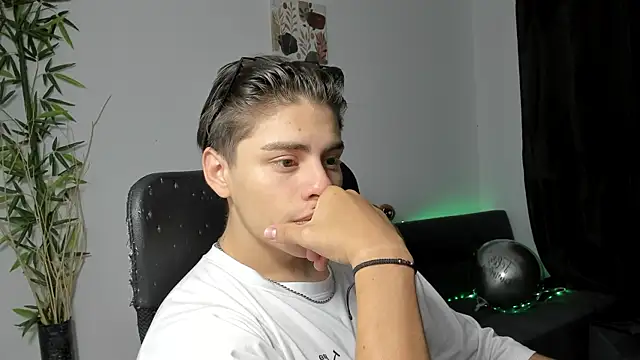 Giordano Russo online show from 30, 1, 2025