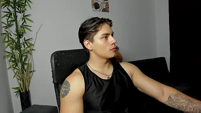 Giordano Russo online show from 12, 2, 2025