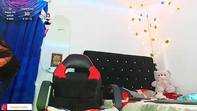 Snapshot of cute_charlotte_ chatting on 26, 9, 2025 cute charlotte  online show from 26, 9, 2025