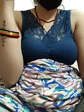 Snapshot of maahi-satva chatting on 7, 11, 2025 maahi-satva online show from 7, 11, 2025