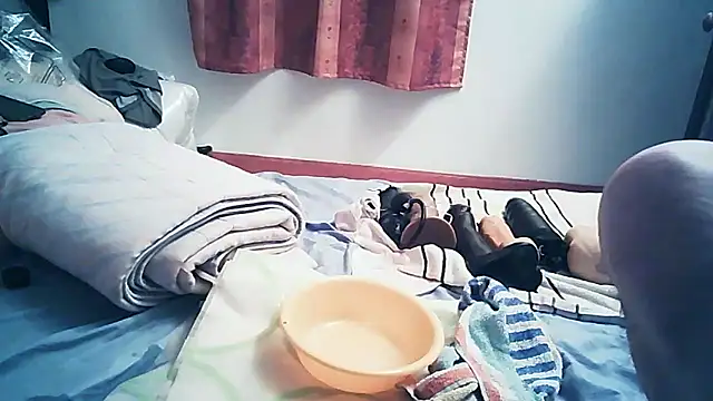 Snapshot of Manulingus chatting on 15, 2, 2026 Manulingus online show from 15, 2, 2026