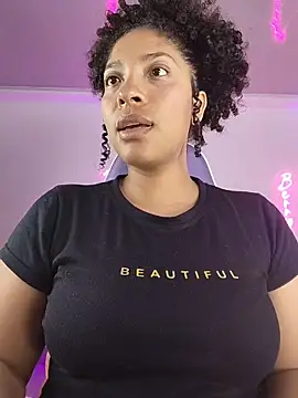 Snapshot of DannaBerry chatting on 29, 11, 2025 DannaBerry online show from 29, 11, 2025