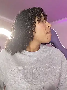 Snapshot of DannaBerry chatting on 2, 2, 2026 DannaBerry online show from 2, 2, 2026