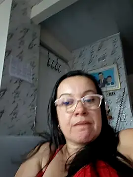 Sonialorens  online show from 28, 6, 2026