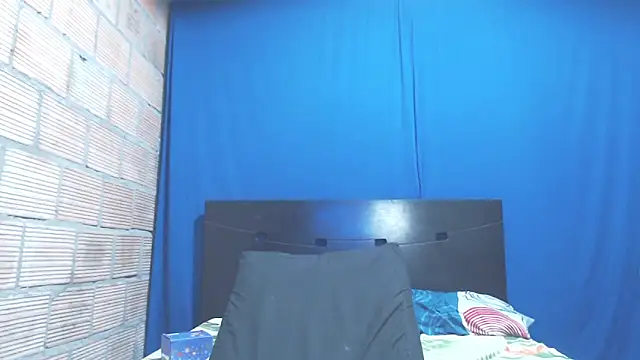 Snapshot of isabella_dirty69 chatting on 18, 12, 2024 isabella dirty69 online show from 18, 12, 2024