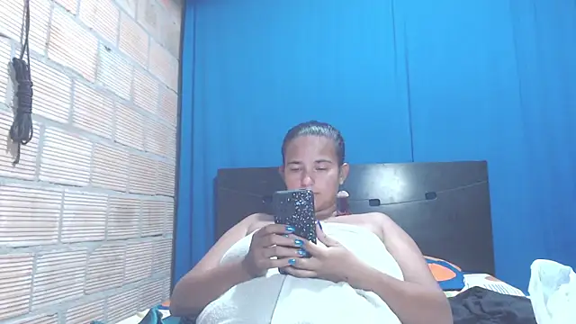 Snapshot of isabella_dirty69 chatting on 28, 1, 2025 isabella dirty69 online show from 28, 1, 2025