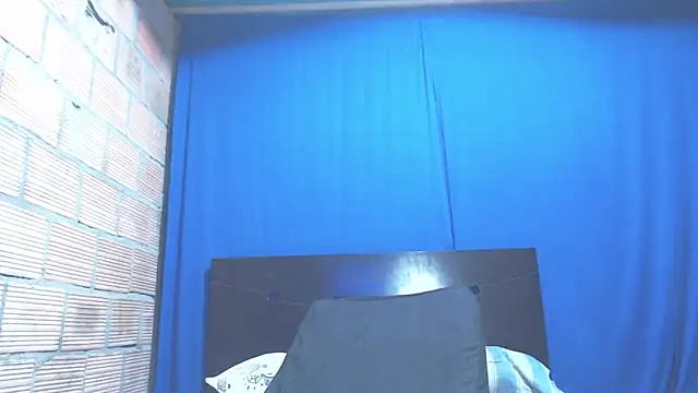 Snapshot of isabella_dirty69 chatting on 4, 3, 2025 isabella dirty69 online show from 4, 3, 2025