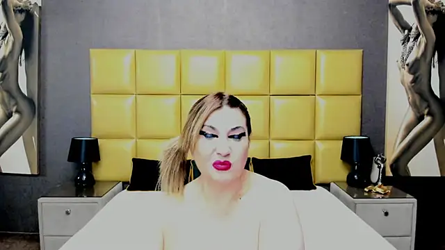 KiraLeila online show from 20, 2, 2025