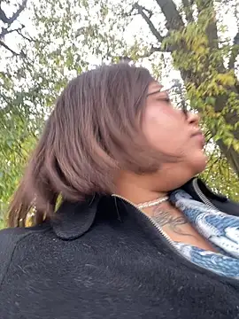 Snapshot of IamSashaLuv chatting on 14, 11, 2025 IamSashaLuv online show from 14, 11, 2025