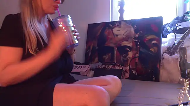 Lisavontease online show from 22, 6, 2026