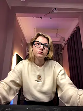 MaryHiggins online show from 16, 9, 2025