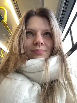 MaryHiggins online show from 22, 12, 2025