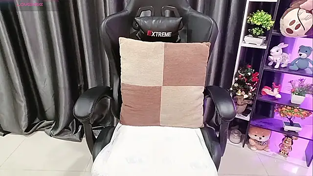 Yuki-yio online show from 1, 4, 2026