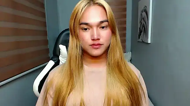 Snapshot of MoaningKylie chatting on 26, 1, 2025 MoaningKylie online show from 26, 1, 2025