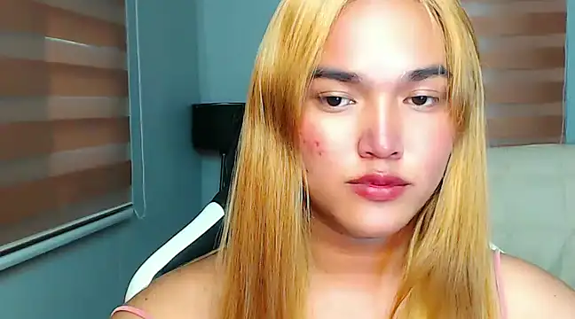 Snapshot of MoaningKylie chatting on 1, 2, 2025 MoaningKylie online show from 1, 2, 2025