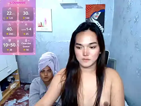 Snapshot of MoaningKylie chatting on 26, 10, 2025 MoaningKylie online show from 26, 10, 2025