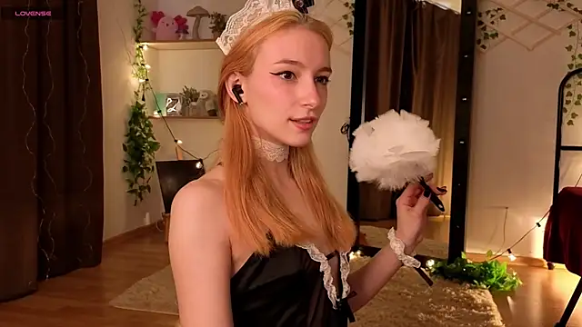 Snapshot of berrry_girl chatting on 3, 5, 2026 berrry girl online show from 3, 5, 2026