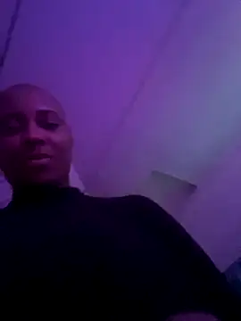 Snapshot of HoneyDripHer chatting on 9, 10, 2025 HoneyDripHer online show from 9, 10, 2025