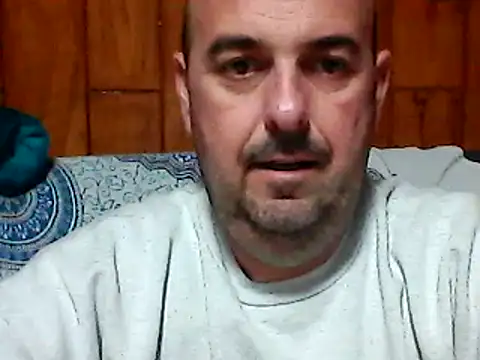 Hot-pico76 online show from 13, 3, 2025