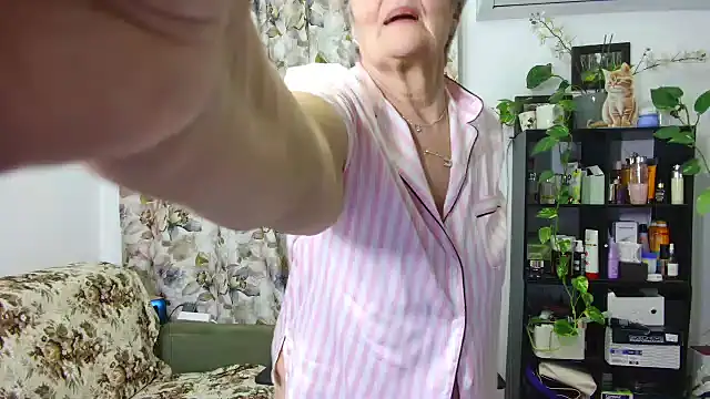 Snapshot of Selenna57 chatting on 15, 3, 2025 Selenna57 online show from 15, 3, 2025