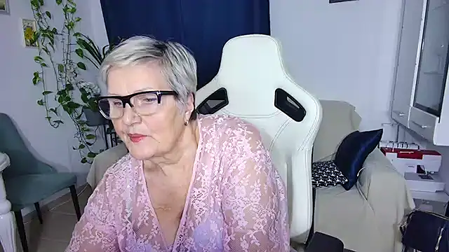 Snapshot of Selenna57 chatting on 17, 1, 2026 Selenna57 online show from 17, 1, 2026