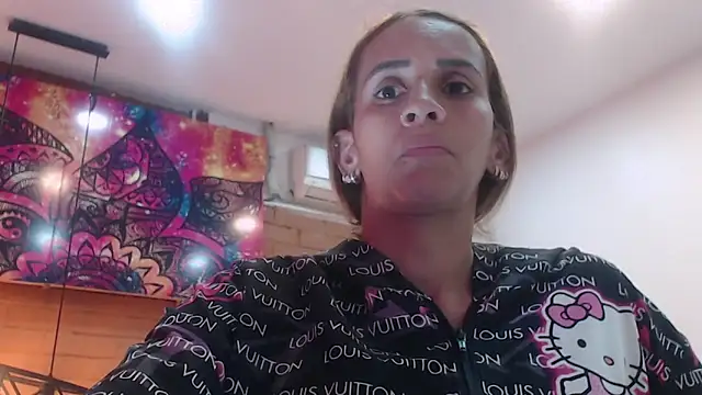 Snapshot of Amber_Moore chatting on 8, 3, 2025 Amber Moore online show from 8, 3, 2025