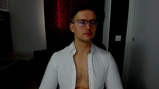 sexxymuscles4u online show from 16, 12, 2025