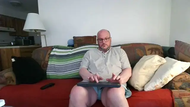 Snapshot of Ursulet_US chatting on 13, 6, 2026 Ursulet US online show from 13, 6, 2026