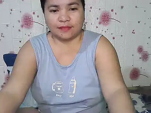 hotpussyxxx33x online show from 15, 2, 2025