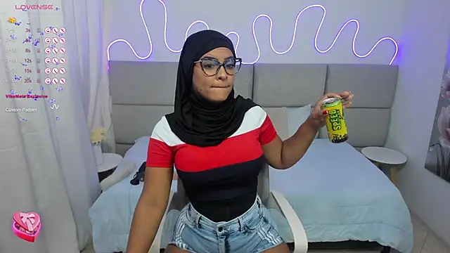 nashiira  online show from 20, 2, 2025