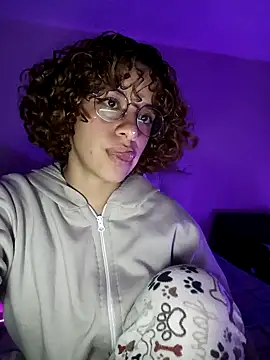 EmmaMelissa0521 online show from 27, 12, 2024