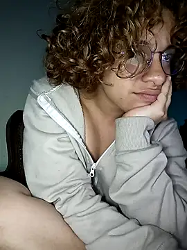 EmmaMelissa0521 online show from 6, 1, 2025