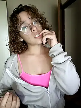 EmmaMelissa0521 online show from 6, 3, 2025