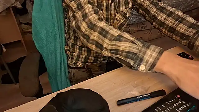 Snapshot of Danyell_K287 chatting on 2, 3, 2025 Danyell K287 online show from 2, 3, 2025