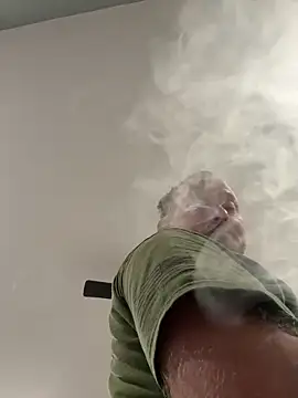 smokeymt420 online show from 6, 4, 2026