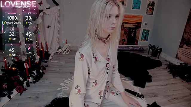 Careful i bite online show from 1, 11, 2025