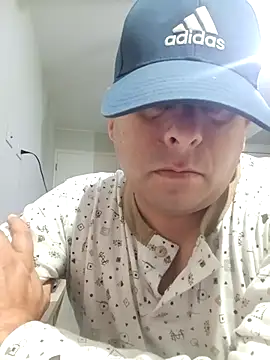 chicoguapo8 online show from 1, 3, 2025