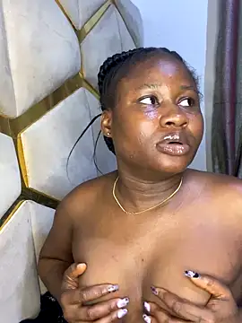 catty3232 online show from 13, 10, 2025