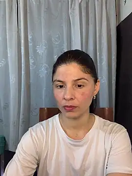 Estefani 32 online show from 30, 5, 2026