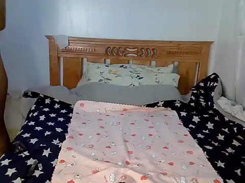 purplescarlet online show from 5, 1, 2026