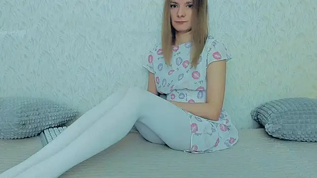 YourCaramel online show from 12, 1, 2025