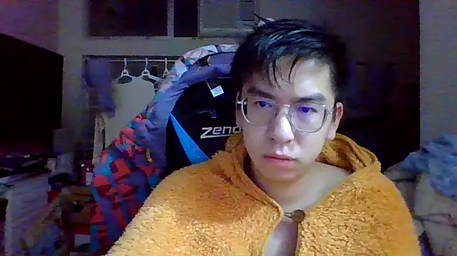 Snapshot of charlie_xdd chatting on 12, 2, 2025 charlie xdd online show from 12, 2, 2025