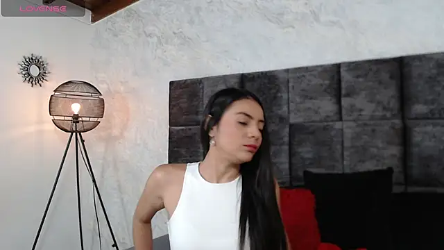 Snapshot of SusanRodriguez_ chatting on 8, 9, 2025 SusanRodriguez  online show from 8, 9, 2025