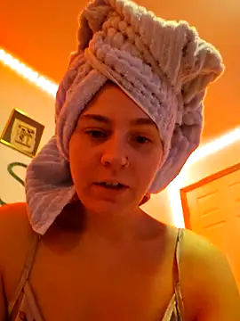 ScarletCallings420 online show from 24, 11, 2025