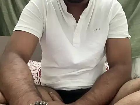 Snapshot of Greekartsguru chatting on 18, 10, 2025 Greekartsguru online show from 18, 10, 2025