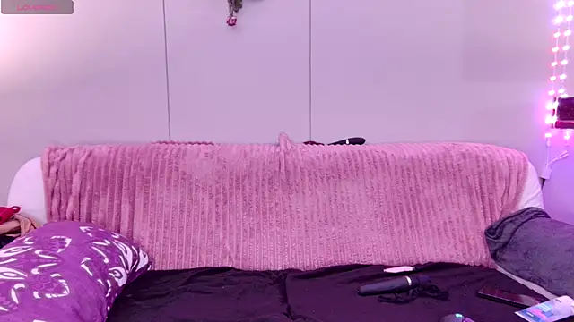 Snapshot of ScarletCarnal chatting on 10, 10, 2025 ScarletCarnal online show from 10, 10, 2025