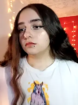 Snapshot of IvonneT chatting on 5, 12, 2024 IvonneT online show from 5, 12, 2024